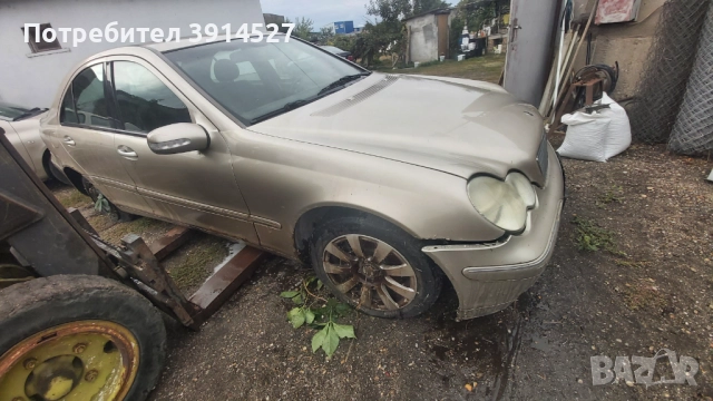 Мерцедес  203, снимка 3 - Части - 51984763