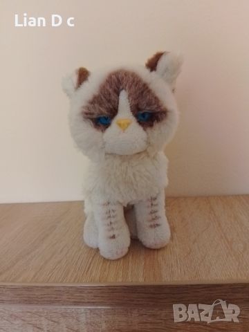 гръмпи коте  - grumpy cat - плюшена играчка 