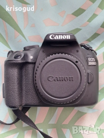 Цялостен комплект фотоапарат Canon EOS2000D / EF-S18-55mm EF 75-300mm, снимка 2 - Фотоапарати - 53073800