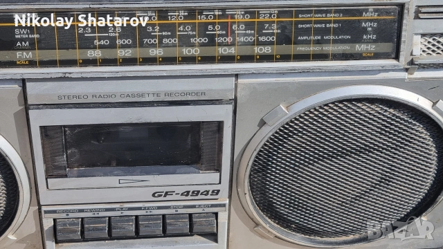 Корекомски касетофон Sharp , снимка 3 - Радиокасетофони, транзистори - 53646886