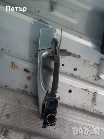 Предна лява външна дръжка Пежо 807 ситроен ц8 ланчия федра , снимка 2 - Части - 50156532