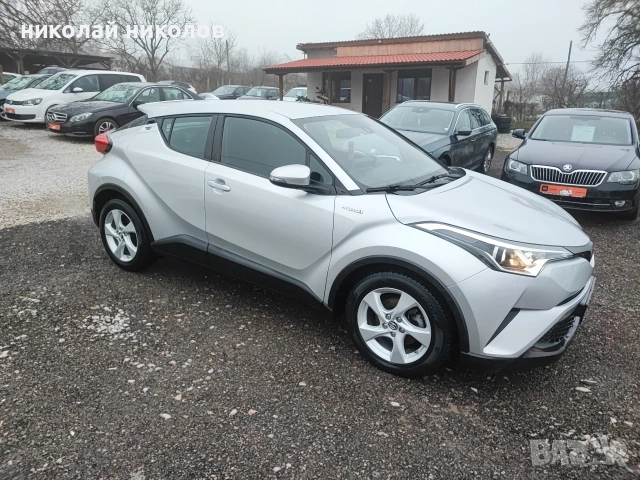 Toyota CH-R 1.8 Hybrid, снимка 4 - Автомобили и джипове - 53674528