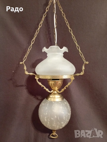 Старинен бароков полилей със стъклен абажур, снимка 2 - Полилеи - 54133580