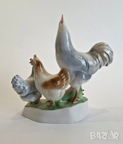 Порцеланова фигурка на Петел и Кокошки - Zsolnay Унгария, 20те години, снимка 4 - Статуетки - 53840996