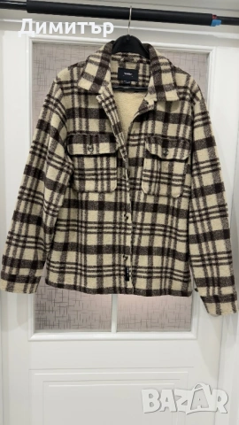 Топло меко яке Pull&Bear 