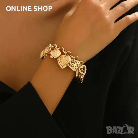 Елегантна Гривна Огледална Любов – 14K Златно Покритие и Нежни Сърца