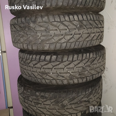Зимни гуми и джанти 205/60/16, снимка 7 - Гуми и джанти - 52451421
