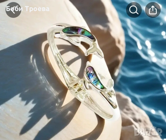 Стилна гривна с отворен дизайн на тема океан с два делфина, снимка 3 - Гривни - 53011799