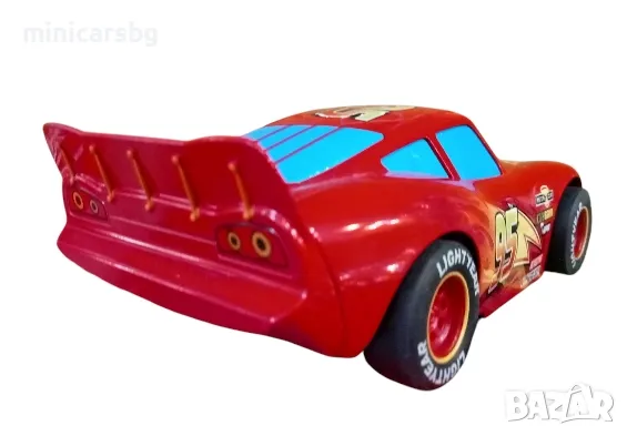 Метална количка: Lightning McQueen (Светкавицата Маккуийн), снимка 2 - Коли, камиони, мотори, писти - 47812350