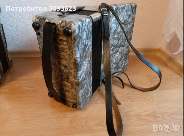 Акордеон Велтмайстер Стела 40, снимка 5 - Акордеони - 54009312