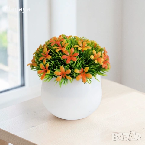 6502 Изкуствено цвете в бяла саксия, 12 см