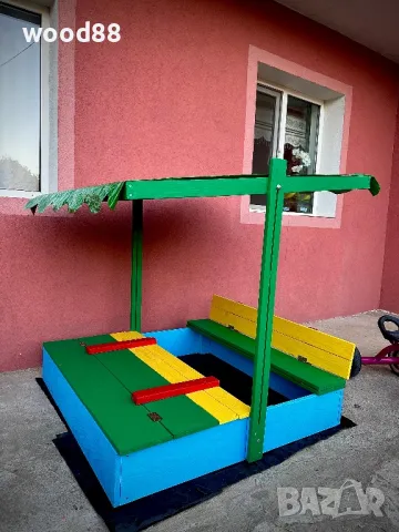 Детски пясъчник с пейки и капак