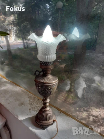 Стара месингова настолна нощна лампа, снимка 5 - Антикварни и старинни предмети - 51065904