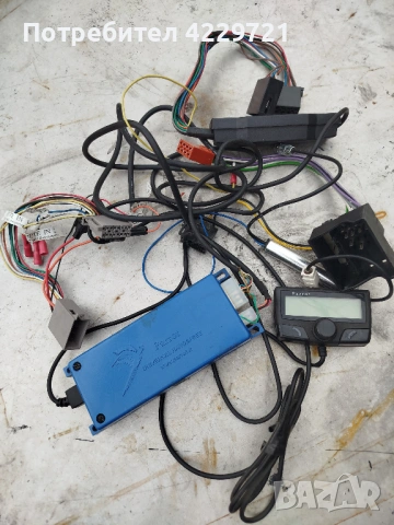 Bluetooth handsfree система за кола Parrot CK3100 