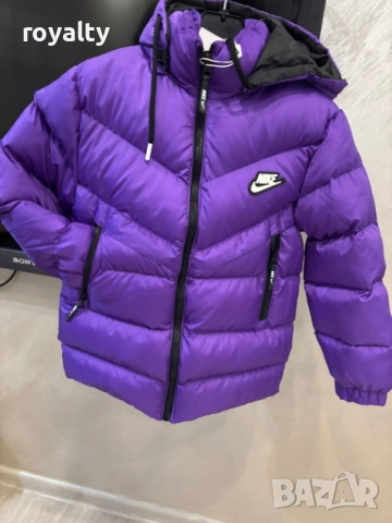 Nike Лилаво Детско Яке , снимка 2 - Детски якета и елеци - 52642069