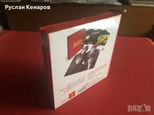 Бокс сет със сингли на THE BEATLES с 4 бр. x 7" винил 45 RPM , снимка 5 - Грамофонни плочи - 52356168