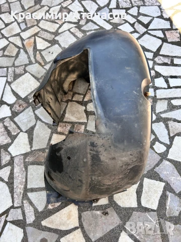 5P8809958. подкалник  преден десен за Сеат Алтеа XL. 2008г, снимка 4 - Аксесоари и консумативи - 50555861