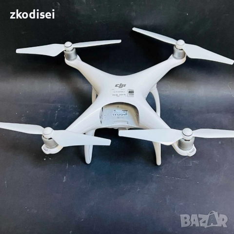 Дрон DJI PHANTOM 4