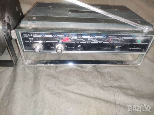 Продавам две стари радиа , снимка 4 - Радиокасетофони, транзистори - 45646715