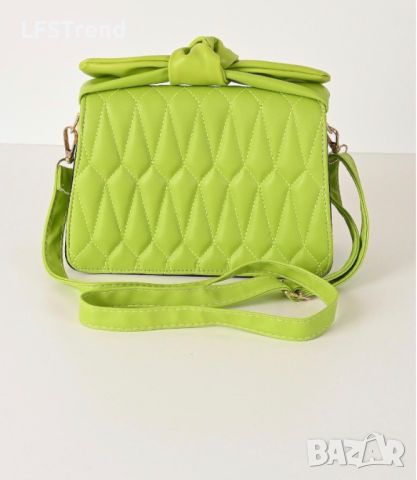Нова малка зелена чанта, снимка 2 - Чанти - 45862524
