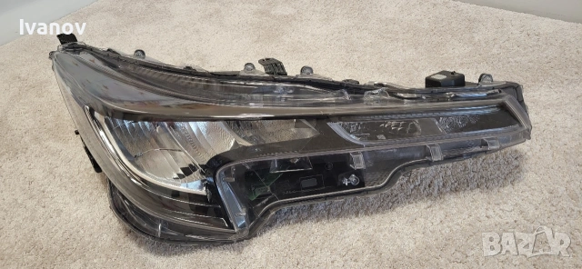 десен лед фар за Тойота Корола 