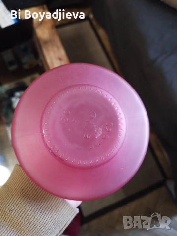 Стъклена ваза, розова, снимка 2 - Декорация за дома - 52585828