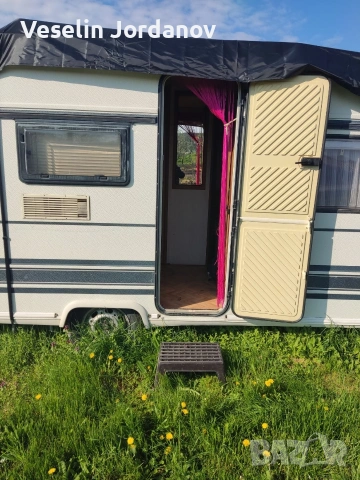 Продавам каравана Bürstner 485 TN LUX – 4 местна, регистрирана, с форселт, снимка 3 - Каравани и кемпери - 54267600