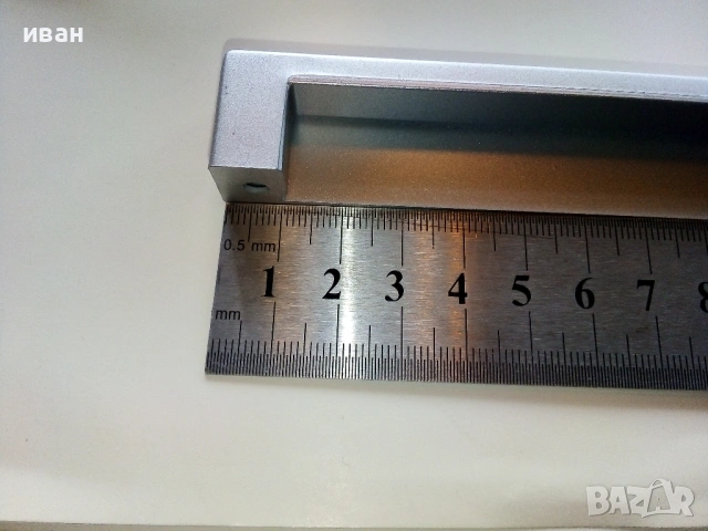 Мебелни дръжки,сиви металик налични 5бр.комплект с винтовете.Нови, снимка 8 - Други - 53572423