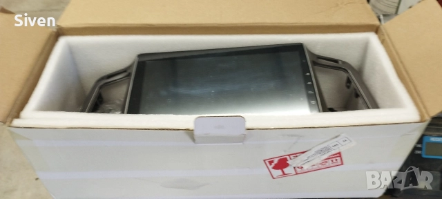 Мултимедия за Toyota rav4 xa40, снимка 2 - Аксесоари и консумативи - 52942542