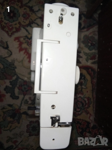 Шевна машина Victoria, снимка 5 - Шевни машини - 52944580