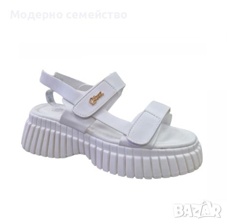 Дамски летни сандали с велкро каишки Weide бяло, снимка 1 - Сандали - 46200411
