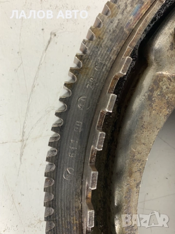 Маховик Mercedes M-Class ML270 CDI C-Class Vito 2.2 2.7 CDI 98-05г 6110320147, снимка 4 - Части - 52648963