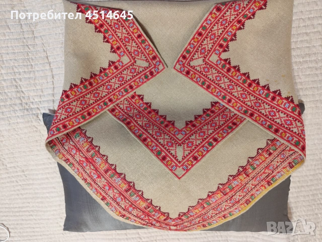 Каре, ръчно бродирано 60/60см.