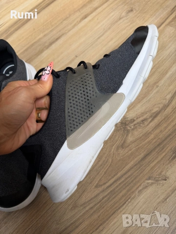 Оригинални мъжки маратонки Nike Arrowz  ! 47,5 н, снимка 4 - Маратонки - 50925203