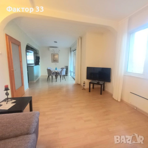 Луксозен просторен  3-стаен в Стрелбище 