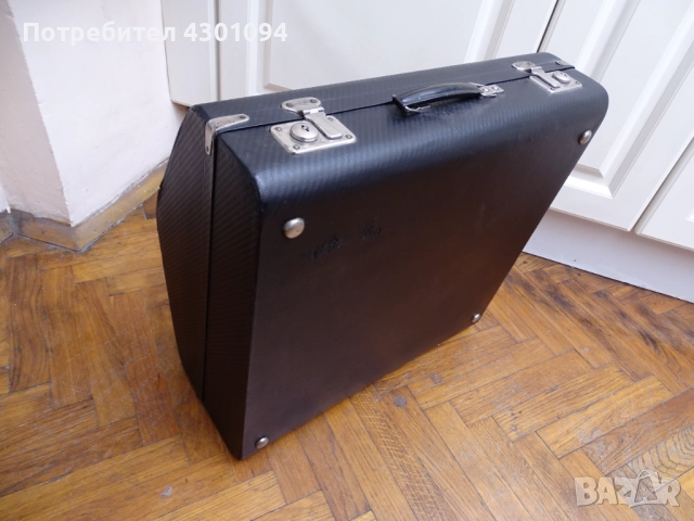 Куфар за акордеон Велтмайстер 96 баса