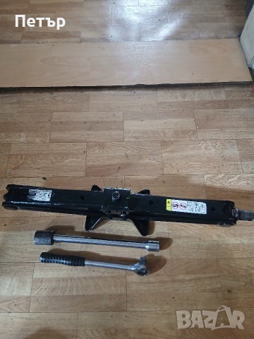 Оргинален крик за новите модили на фият дукато,ситроен джъмпер,пежо боксер, снимка 4 - Аксесоари и консумативи - 54064044