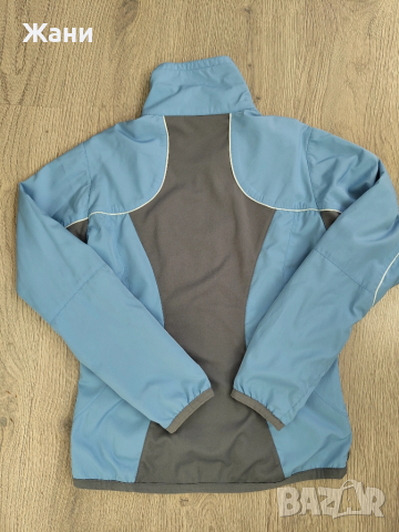 Леко спортно яке ветроустойчиво , снимка 4 - Якета - 51527307