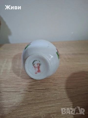 Порцеланова стомничка!, снимка 2 - Сервизи - 53620331