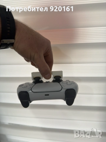 Държач за контролери за PS5/PS4 и Xbox360 , снимка 2 - PlayStation конзоли - 53267371