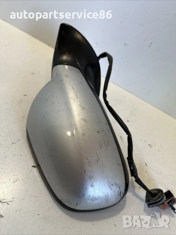 Дясно огледало за предно крило сив LHD за Peugeot 407 2.2 HDI (2007) P8149VN, снимка 3 - Части - 53737766