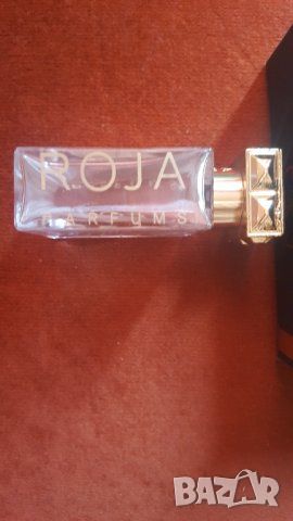 Празно шише от парфюм Roja, снимка 2 - Мъжка козметика - 45270608
