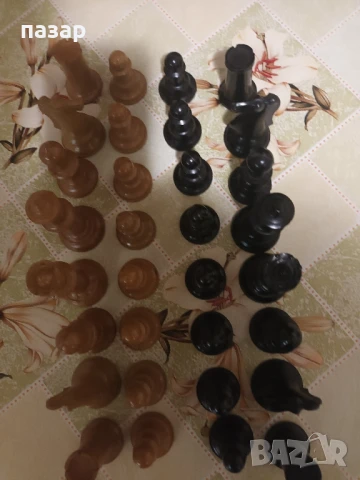 Бакелитови фигури. за шах комплект, снимка 4 - Шах и табла - 51251758