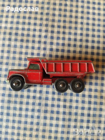 Matchbox модел DUMPER TRUCK