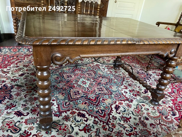 шкаф, бюфет антикварен, изцяло от  масив дърво, Дърворезба, Испания, снимка 10 - Бюфети - 42091556