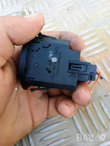 0307851419 Bosch Превключвател ,бутон на фаровете Ford Escort Фар за мъгла, снимка 3 - Части - 50202435