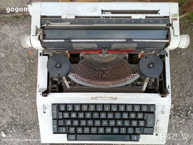стара пишеща машина Олимпия , снимка 7 - Други ценни предмети - 46154067