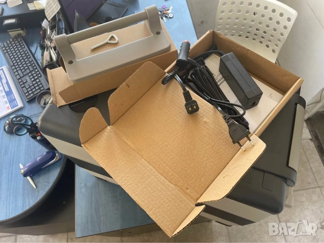 Нов къмпинг хладилник VEVOR 55L / 12v - 24v - 220v/ Компресор / Bluetooth!, снимка 8 - Хладилници - 53996946