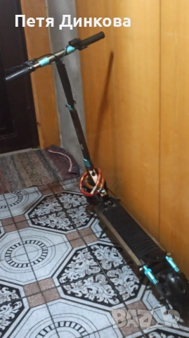 Продаваме Електрическа тротинетка , снимка 3 - Велосипеди - 53439667