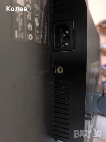 Монитор Philips Brilliance 221B3L, снимка 8 - Монитори - 53402823